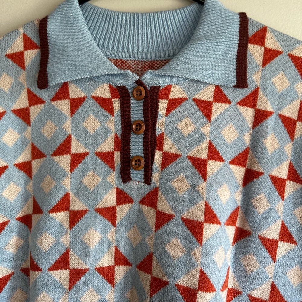 Geometric Pattern Polo Shirt - Picture 2 of 5